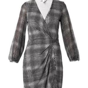 Diane Von Furstenberg DVF SIGOURNEY Silk Jersey Wrap Dress in Optic Plaid Small